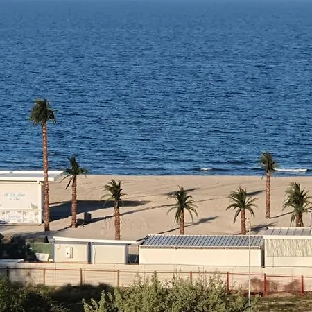 Seafront Boutique Luxury Apartment Acces Direct La Plaja Mamaia